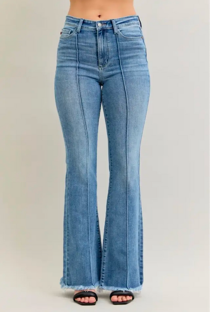 High waisted pintuck flair & fray hem